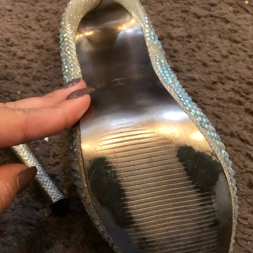 Size 6 high heels
